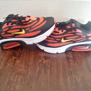 "Used" Nike Air Max Exosense (Tiger) 🐅